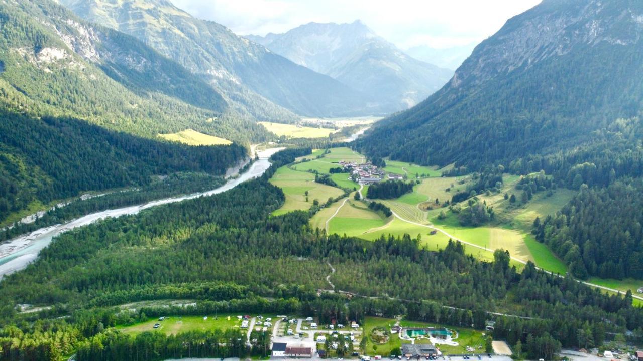 Camping Lechtal Vorderhornbach Buitenkant foto